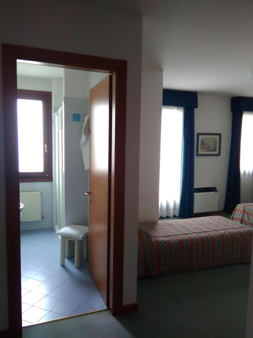 Hotel Naonis Cordenons Eksteriør billede